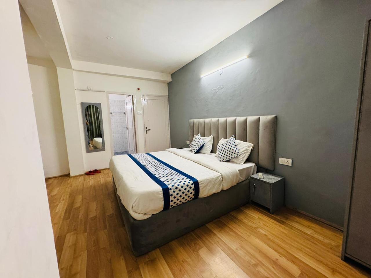 Hotel New # Link Way # Near Zing Bus Stand Manali  Bagian luar foto