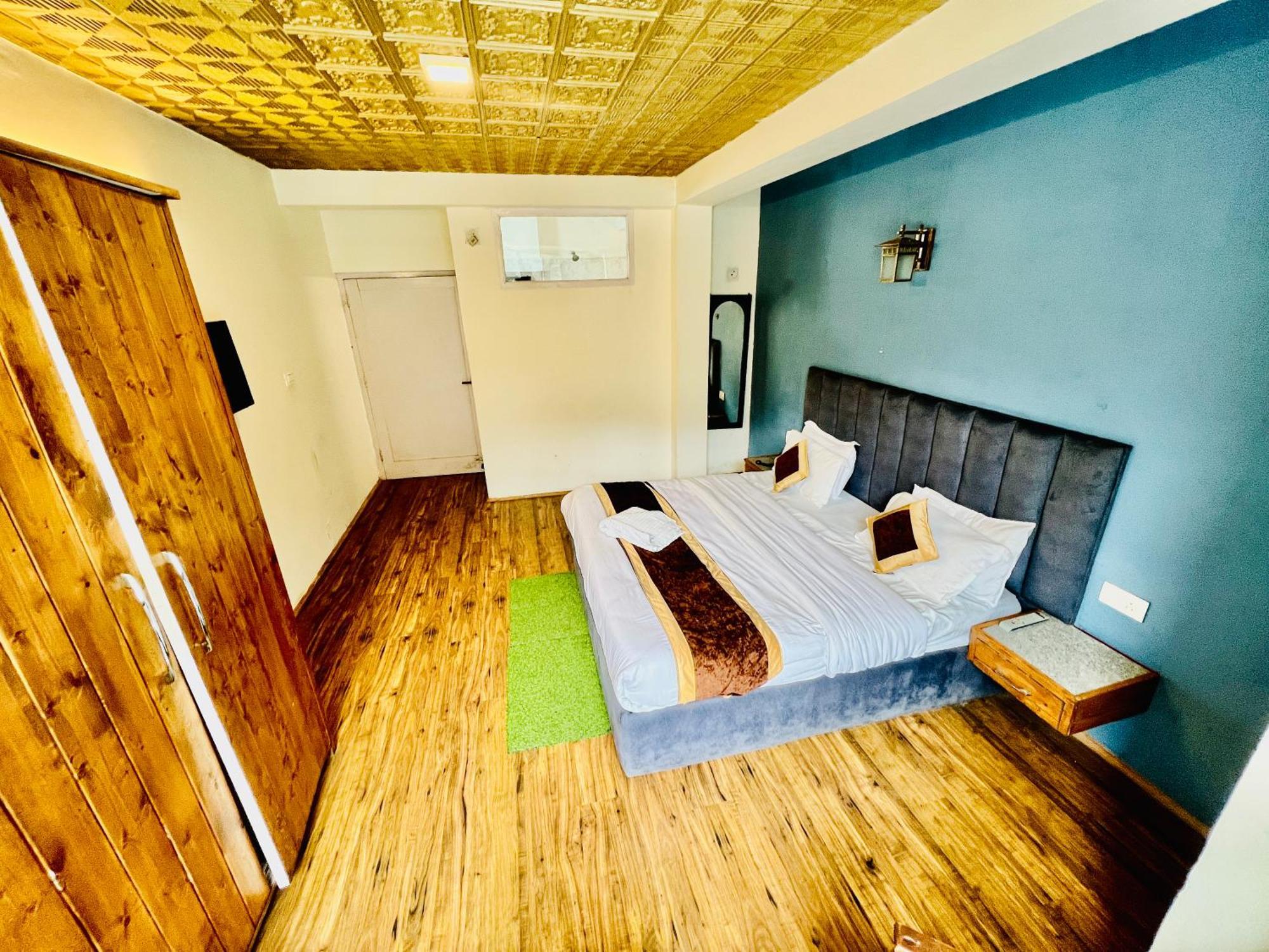 Hotel New # Link Way # Near Zing Bus Stand Manali  Bagian luar foto