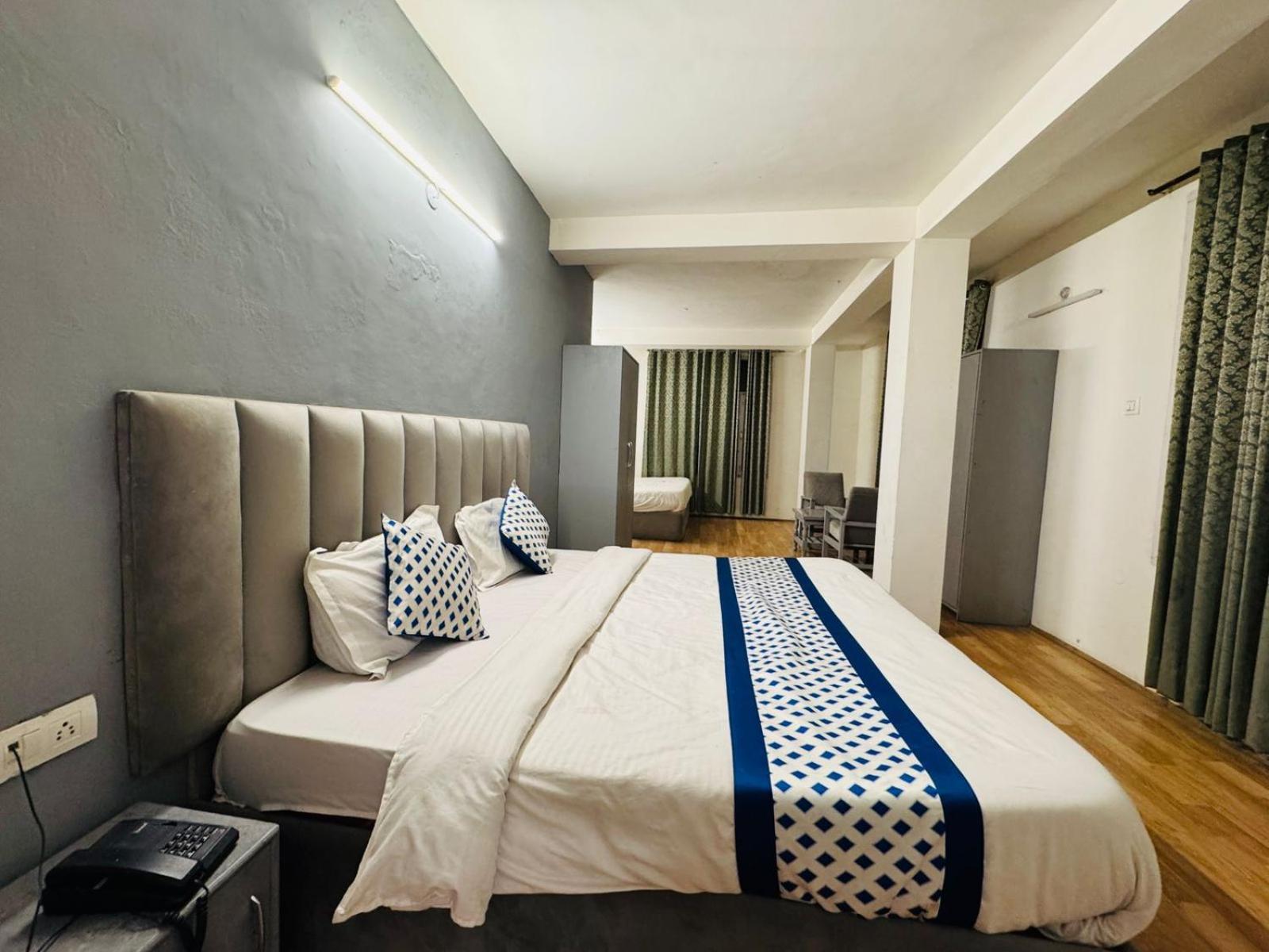 Hotel New # Link Way # Near Zing Bus Stand Manali  Bagian luar foto